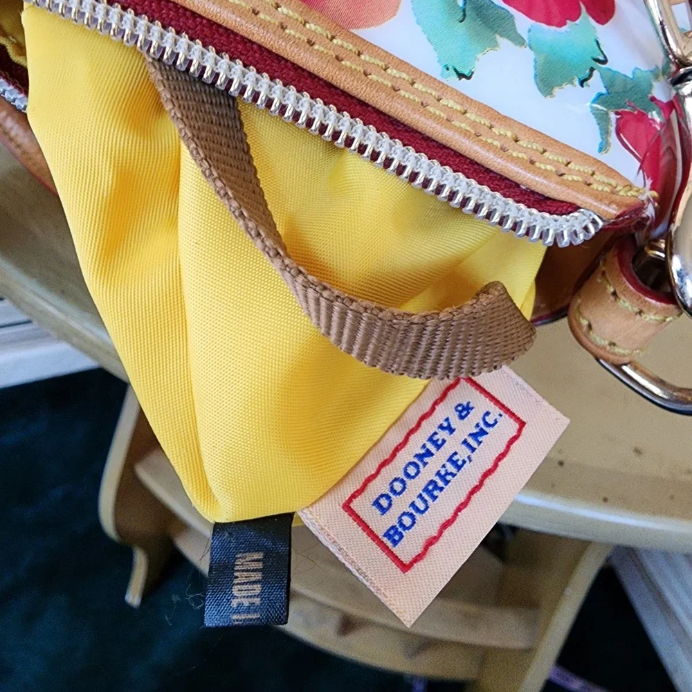 Dooney & Bourke Rose Garden Floral Satchel Bag Handbag Purse Feminine Girl Era